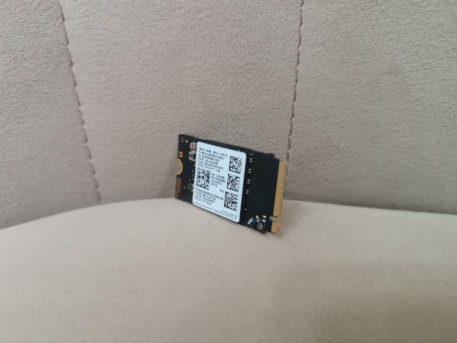 Samsung SSD M.2 256Гб.