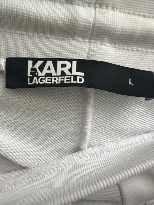 Karl Lagerfeld къси панталонки Нови L размер