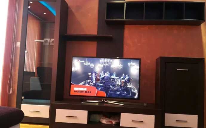 Дава се под наем Тристаен апартамент в Пловдив, Мараша - 110 кв.м за 450 € - Снимка #2