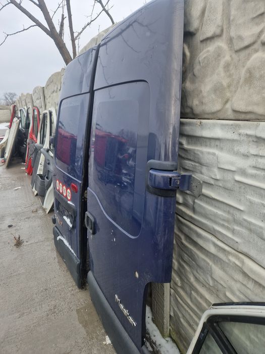 Usi spate Renault master 2