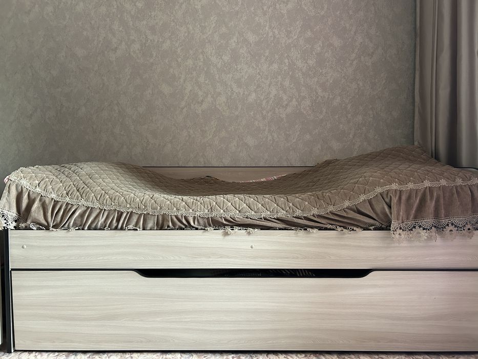 Кровать двухярусная