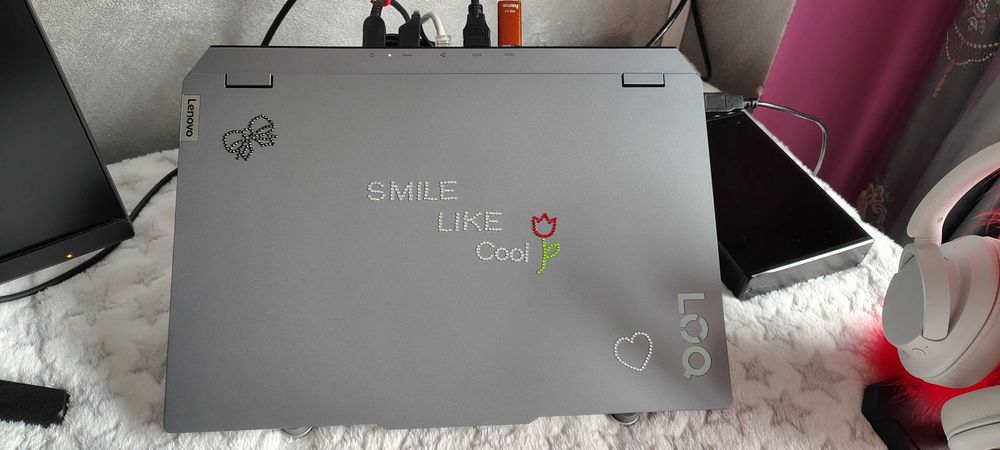 Laptop Gaming LENOVO LOQ 15ARP9 AMD Ryzen 7 7435HS pana la 4.5GHz, 15.6" FHD 24GB SSD 1TB NVIDIA GeForce RTX 4070 8GB, in Garantie, Factura