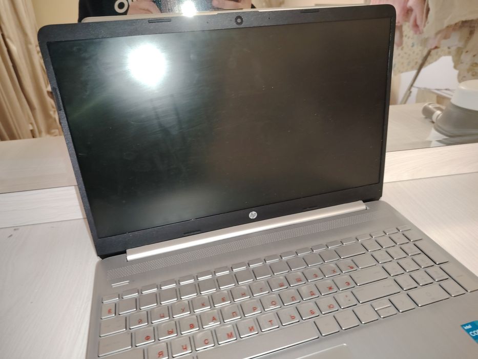 Noutbuk 6 oy ishlatilingan