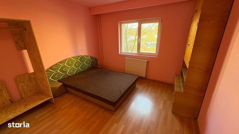 Apartament 2 camere, Plopilor, etaj 1, camere decomandate, centrala pr
