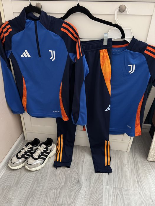 Оригинален екип Adidas за момче 140р