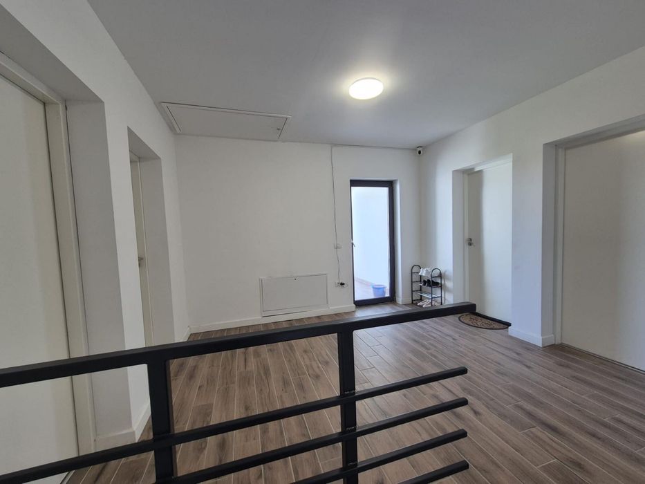 Casa/Bloc nou cu 8 Apartamente inchiriate complet pretabil Azil/Gradinita/Birouri Locatie Premium Mosnita Noua