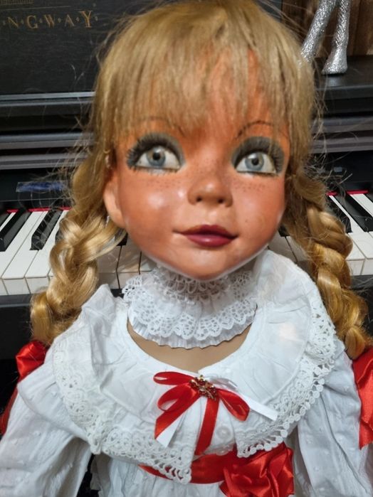 Un exemplar de muzeu. Annabelle