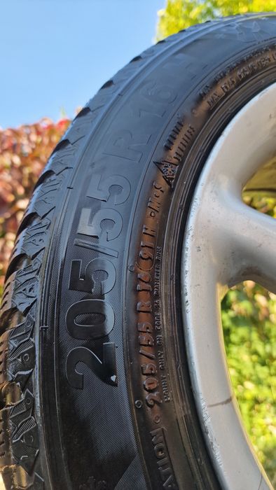 Semperit зимни 205 /55/16 с джанти 4x108 Audi