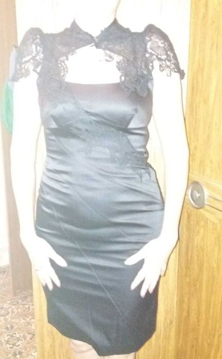 Платье чёрное 5000 тг