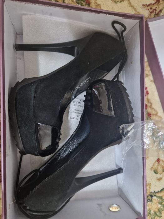 Туфли женские продам