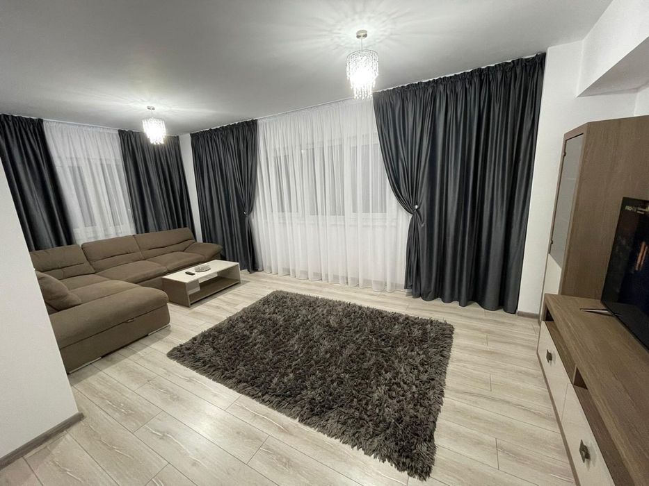 Inchiriez apartament decomandat 2 camere