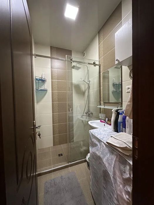 Квартира 2в3/1/5 
Карасу-1
Ориентир Пожарка,  школа 209