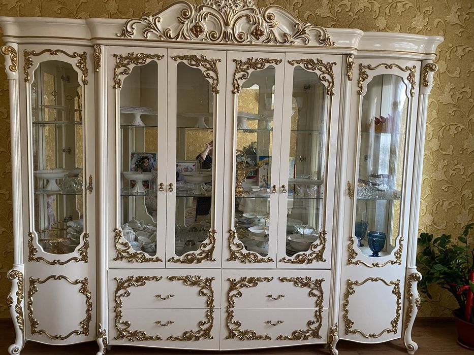 Мебель / Гарнитур / Сервант