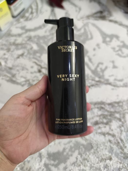 Victoria's secret mist, lotion original America