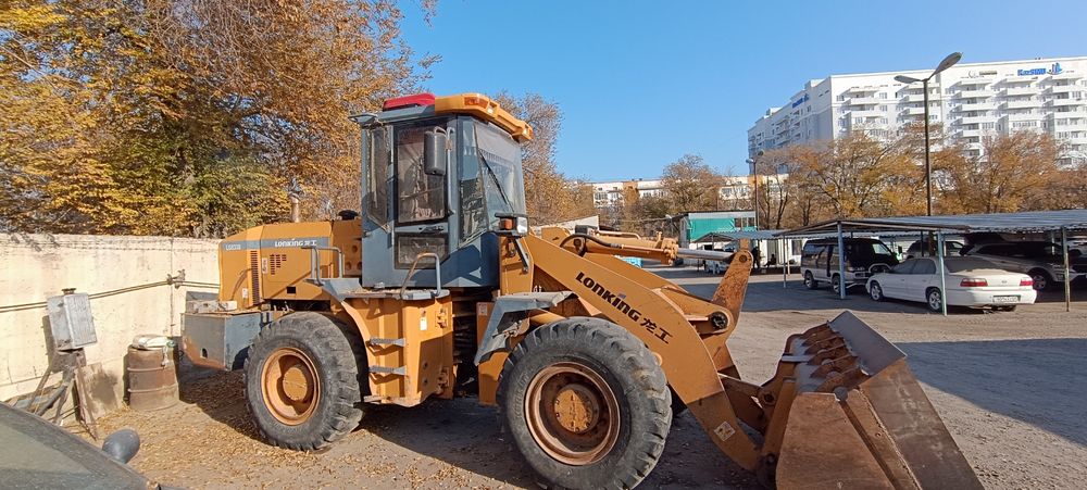 Продам погрузчик.