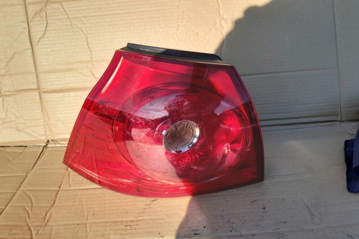 Lampa / Tripla stop stanga pe aripa Volkswagen VW Golf 5 [2003 - 2009