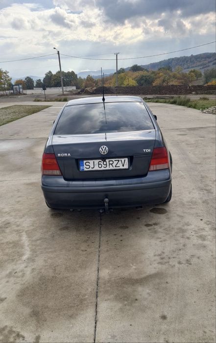 Volkswagen Bora 2000 diesel, 2.156 € — imagine 5