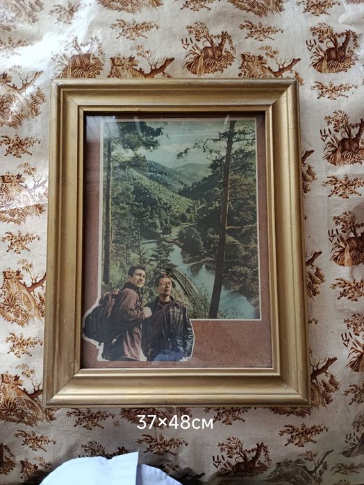 Продаются рамки для картин цена за все