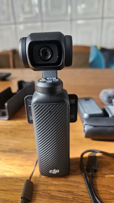 DJI Osmo Pocket 3 Creator Combo + Extra DJI Mic 2 + Card Lexar