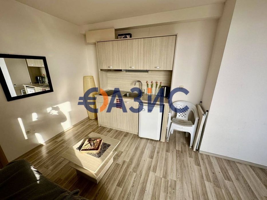 Продава се Двустаен апартамент в к.к. Слънчев бряг - 54 кв.м за 1260 €/кв.м - Снимка #5