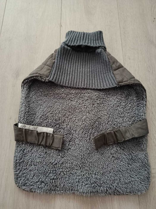 Lot accesorii pentru cățel talie mică – hăinuțe, jucării și treats