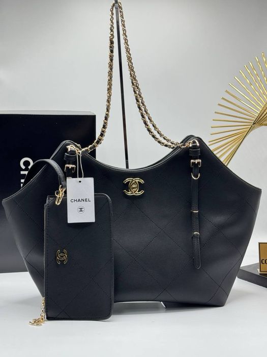 Geanta Chanel noua !!! Dimensiuni 50/33 !!!