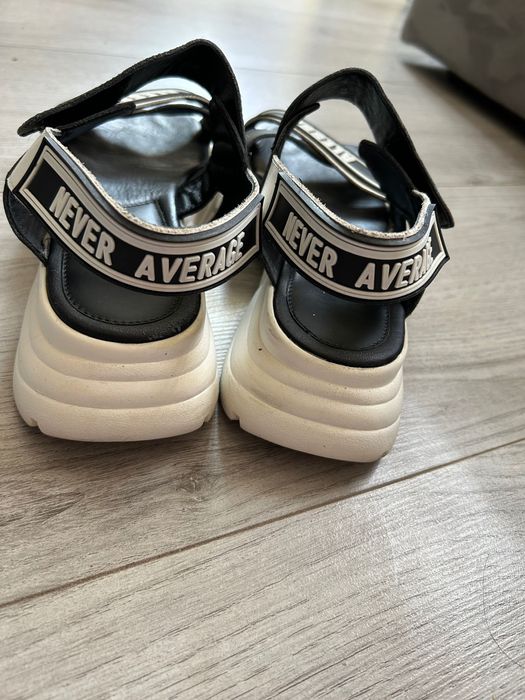 Сандали Аlessaа нови