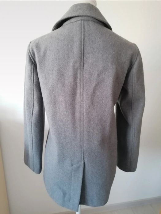 Palton gri Calvin Klein, made in Romania, 80% lana, ca nou