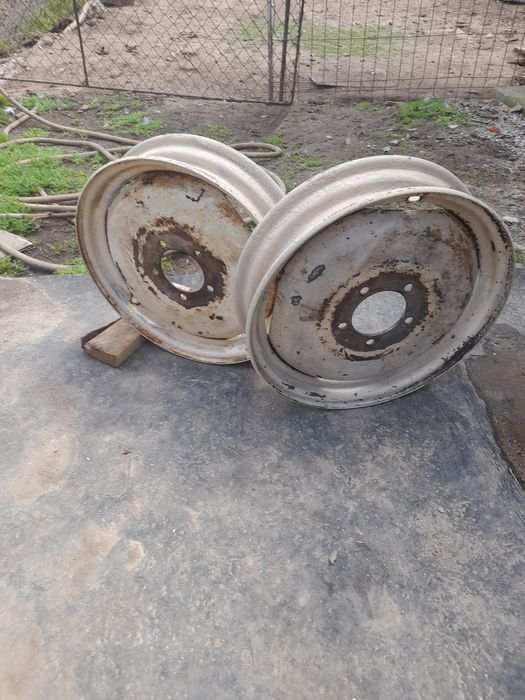 Jante R12 pentru tractoras/motocultor