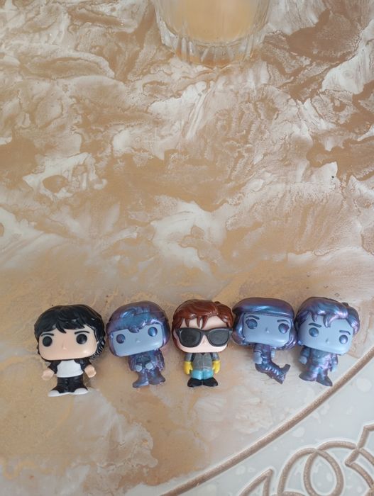 Продам игрушки Киндер жой, оригинал.