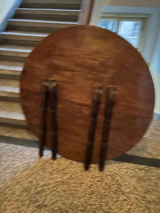 Кухненска кръгла маса фи 110 разтегателна