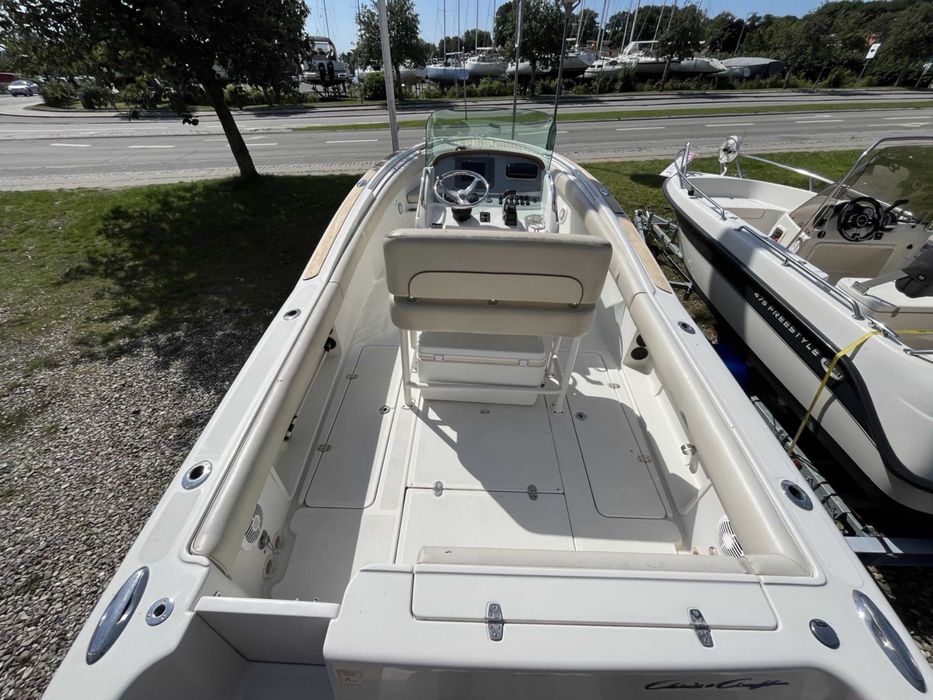 Ambarcatiune agrement Chris Craft 23 Catalina cu yamaha 350hp 80h