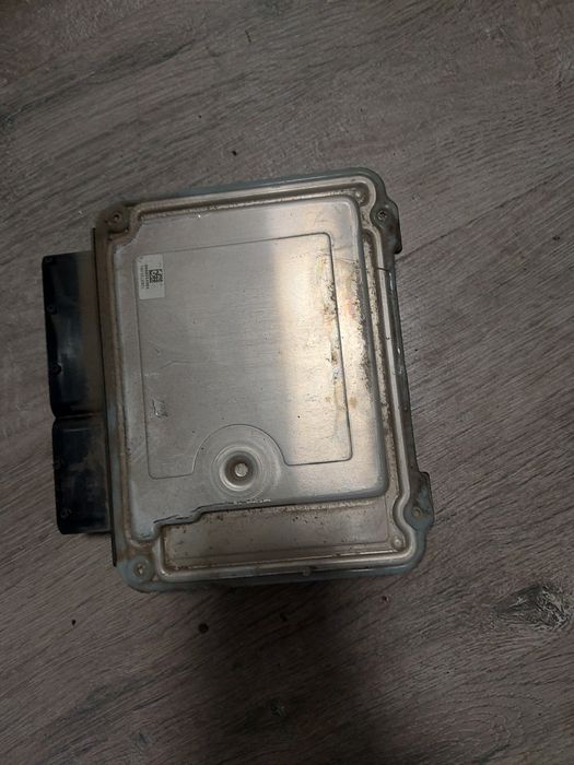 Ecu calculator motor vw passat b6 2.0tdi cod 03G906021MT