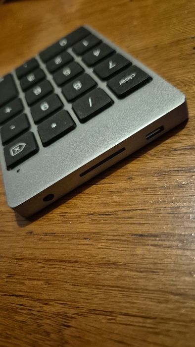 Tastatura Numerica Wireless Satechi Slim-Bluetooth model  ST-SALKP