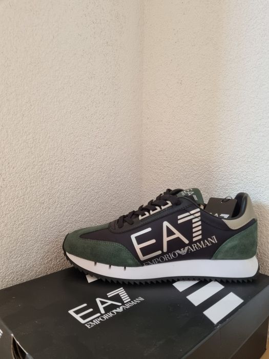 EA7 Emporio Armani
UNISEX - Sneakers low - black/cilantro/roasted cashew/fog/silver-coloured