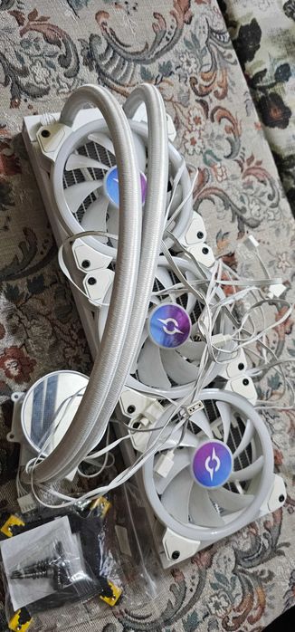 cooler pc 3 ventilatoare alb