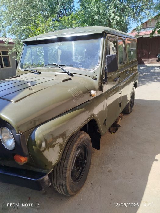 Uaz avto sotiladi