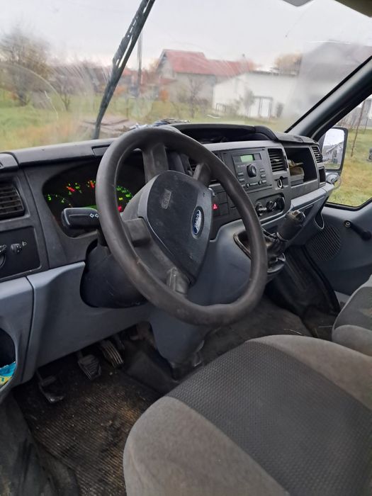 Vând ford tranzit