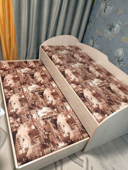 Продам кровать детскую