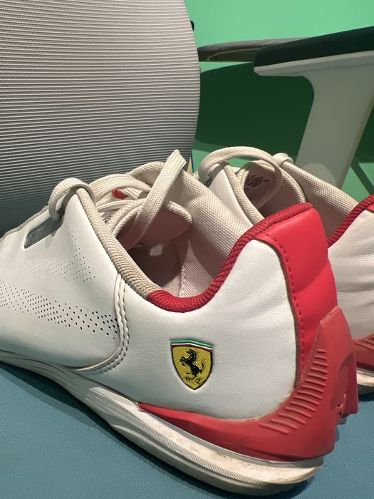 Мъжки маратонки Puma Ferrari Drift Cat Decima 45 номер