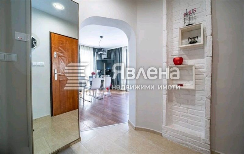 Дава се под наем Тристаен апартамент в Варна, Аспарухово - 110 кв.м за 700 € - Снимка #10