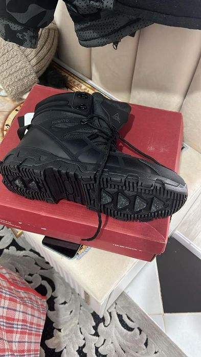 Продам зимний ботинка