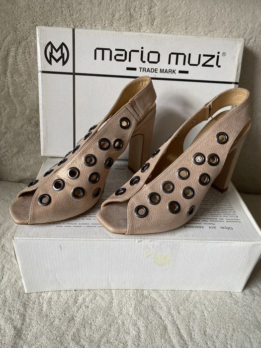 Продам босоножки кожа 37 размер