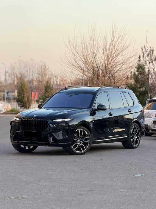 Sotuvda BMW X7 xDrive 40i
