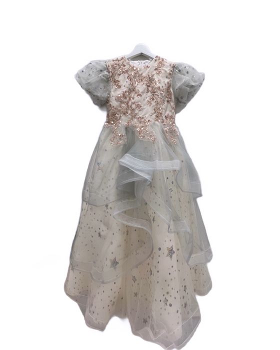 Праздничные наряды для девочек