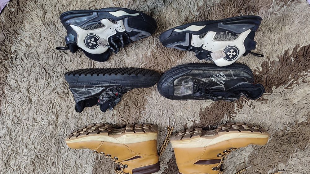 Продам ботик на мальчи 1000