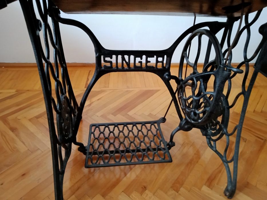 Mașină de cusut Singer  model 15