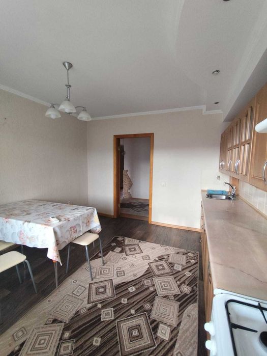 продам 3-х комнатную  квартиру