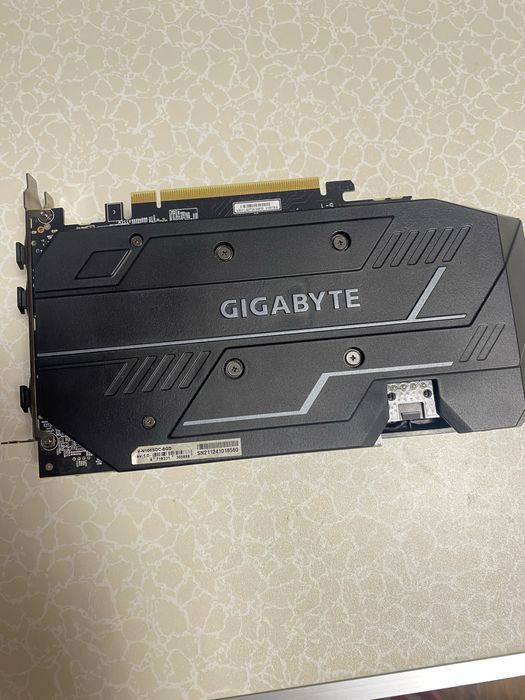 Vând pc intr-o stare foarte buna