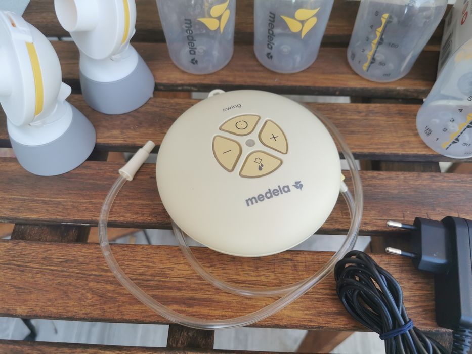 Двойна електрическа помпа за кърма Medela SwingFlex